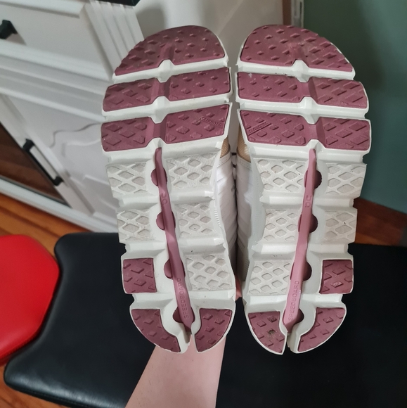 ON Cloudswift 3 AD Savannah | Ice - Picture 4 of 4